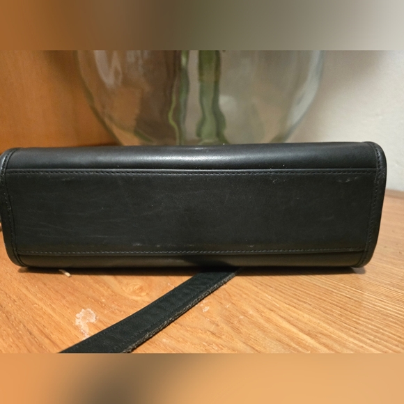 Coach euc vintage court bag - Picture 4 of 11